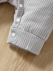 SHEIN 3入組嬰兒男童休閒、舒適、可愛、時尚、無袖、半扣、開襠爬衣套裝,適用於家裡和戶外 - 彩色 - 查看 4