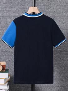 SHEIN 青少年男孩短袖 Polo 衫复古刺绣校徽领休闲百搭 - 藍色 - 查看 3