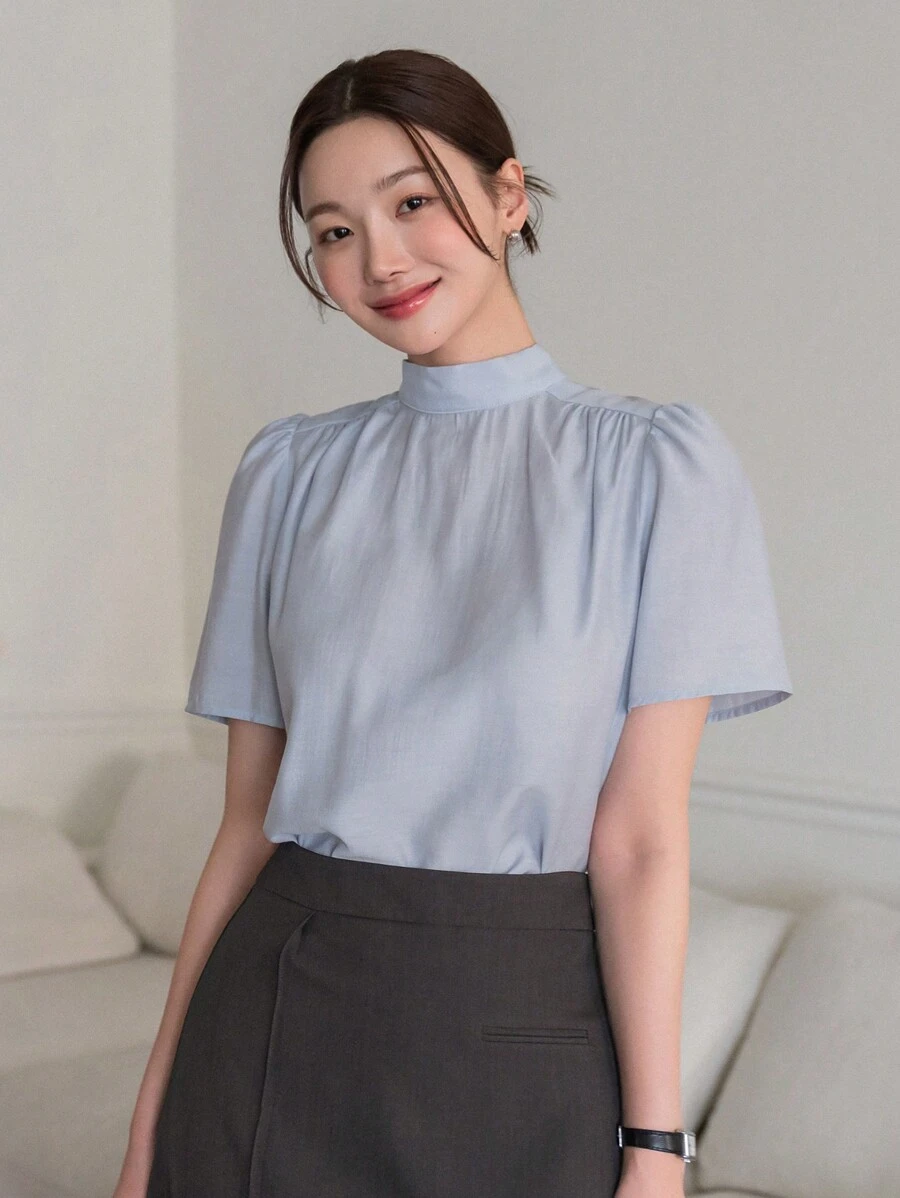 DAZY 純色短袖立領蝴蝶結泡泡袖女裝上衣 - 藍色 - 查看 1