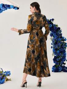 Modelyn 女士系带领褶皱连衣裙，搭配渐变色花朵印花，超长女士装长款晚礼服 - 彩色 - 查看 5