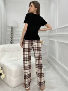 Conjunto De Pijama Y Camiseta De Manga Corta A Cuadros Con Bolsillo Para Mujer