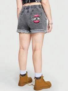 ROMWE Street Life Plus Size Women'S Graffiti Frayed Denim Shorts - Grey - View 1