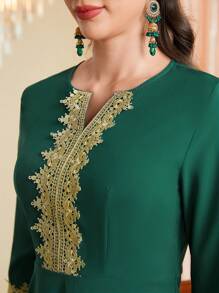 Divindia Women's Kurta Top With Embroidered Flower Decoration Style Indian - Green - View 8