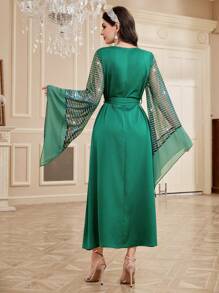 Al Najma 女士阿拉伯服飾,配鑲飾網狀面料和翻騎袖 - 綠色 - 查看 2