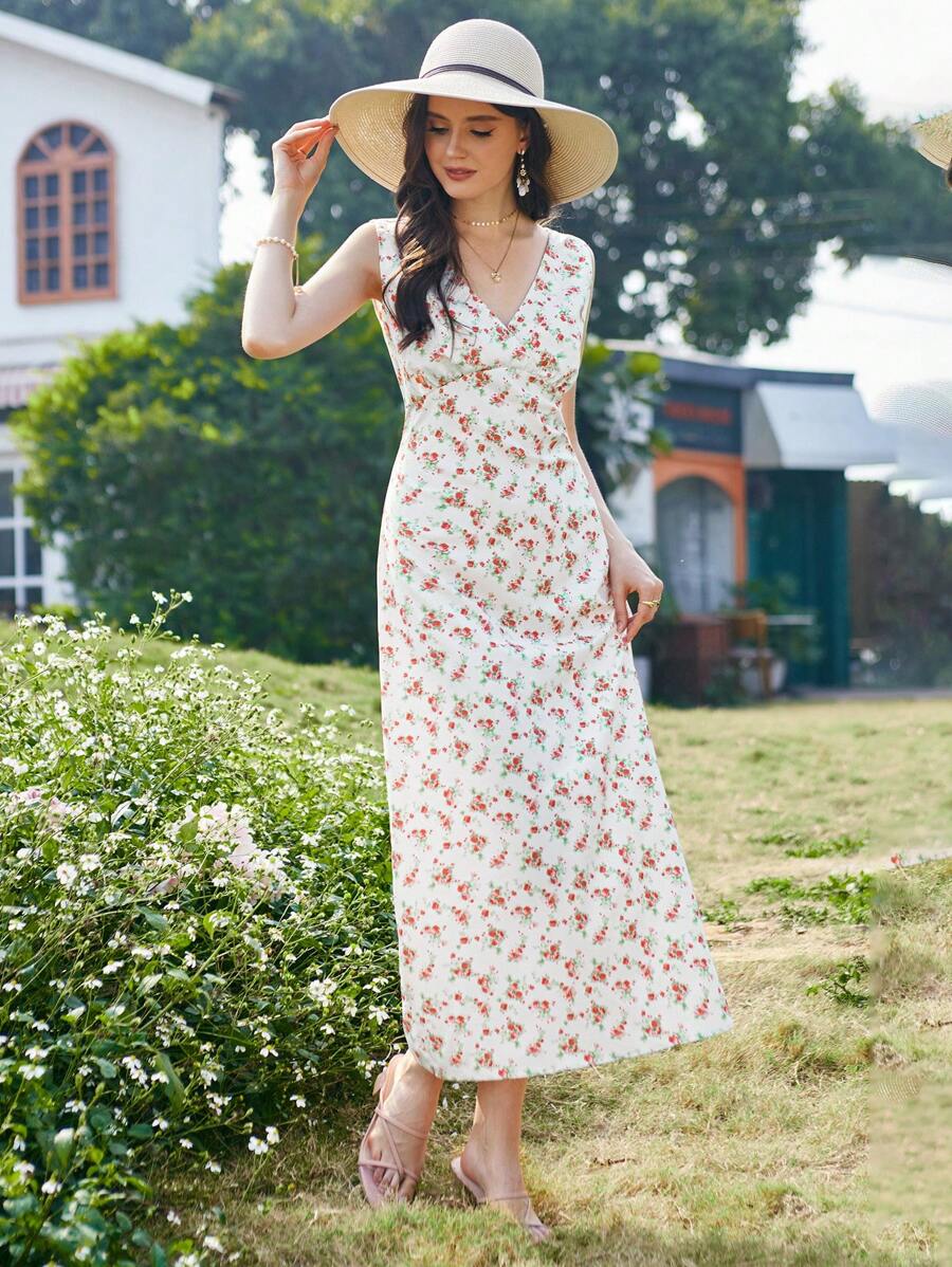 Aveloria Floral Printed V-Neck Bodycon Dress