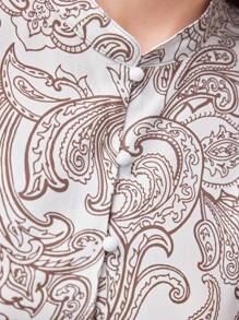 Al Najma Ganz Bedrucktes Shirtkleid Mit Langen Ärmeln Und Gürtel