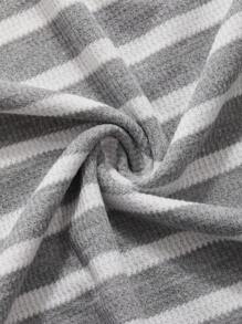 DAZY Men Striped Print Tee Business Attire