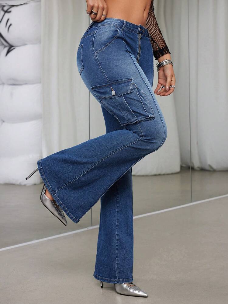 Women's Cargo Flared Jeans With Pockets