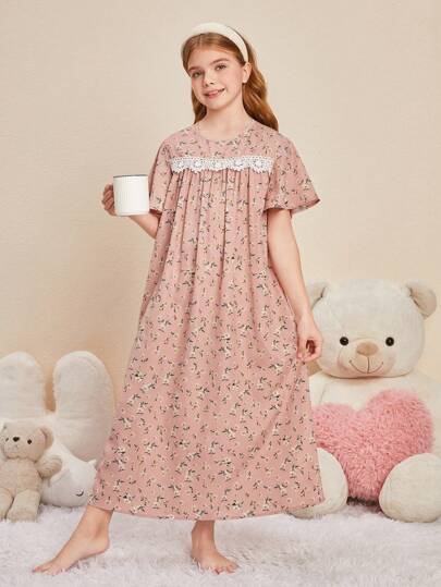 SHEIN 青少女寬鬆可愛圓領套頭花卉印花長款睡覺連衣裙,適用於家居