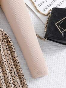 Tween Girl Stand Collar Leopard Print Pleated Hem Belted Dress With Long Sleeves - Apricot - View 4