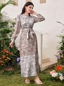 Al Najma Ganz Bedrucktes Shirtkleid Mit Langen Ärmeln Und Gürtel