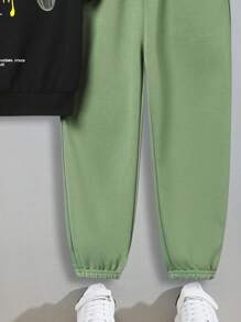 SHEIN Set cu glugă cu mânecă scurtă și pantaloni conici pentru băieți tineri, cu slogan cu controler de gaming, lejer, casual