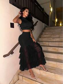 Allurite Bộ hai mảnh áo vest màu trơn và chân váy lưới viền đuôi cá tương phản - màu đen - Xem 4