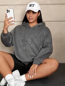 SHEIN EZwear Plus Size Casual Hooded Long Sleeve Sweatshirt With Wave Slogan Print - Grey - View 4