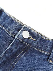 青少年男孩磨損沙洗字母刺繡牛仔短褲