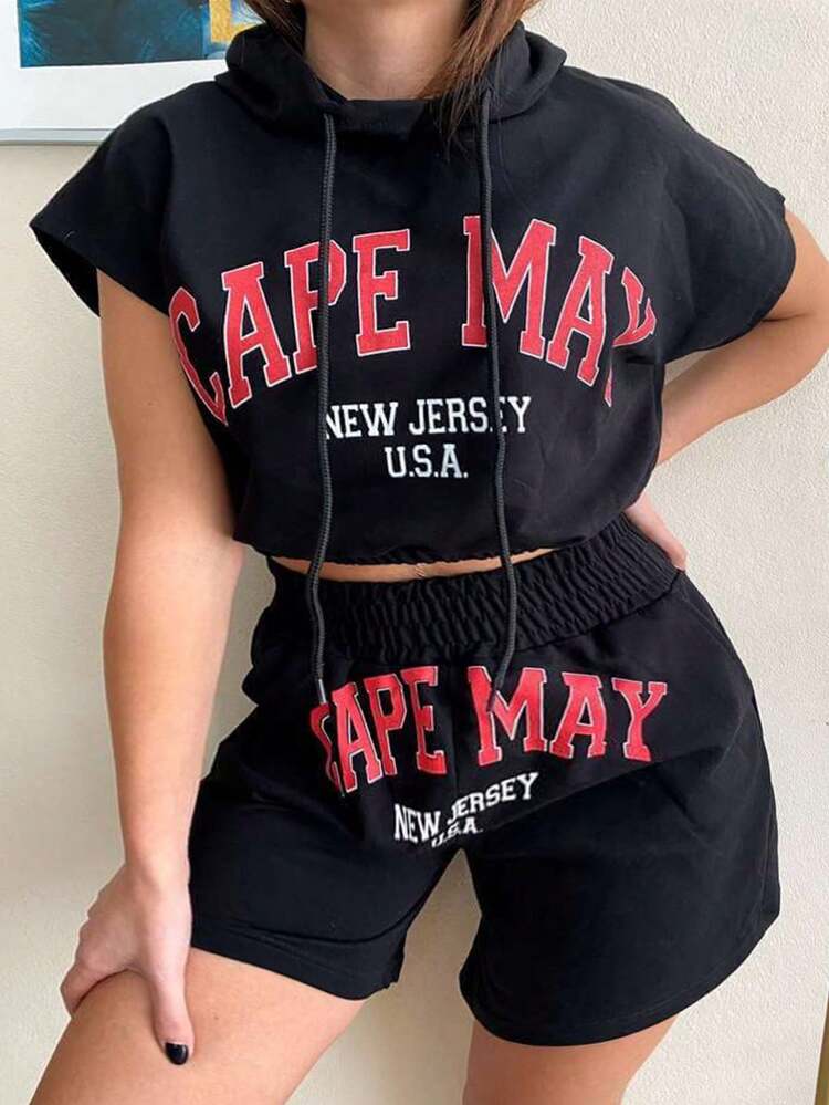 Plus Size Women'S Letter Printed Short Sleeve Hooded T-Shirt And Shorts Set