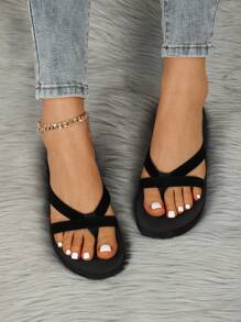 Women's Lightweight Minimalist Summer Casual Comfortable Foam Lightweight Flip-Flops Flat Heel Black Party Beach Slippers