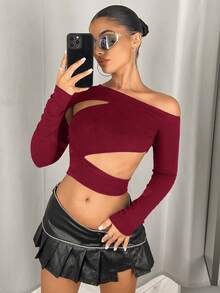 SHEIN ICON Màu thuần Xu hướng: Cắt giảm Áo thun Với Không đối xứng Đường viền cổ áo - Màu Đỏ Sâu - Xem 4