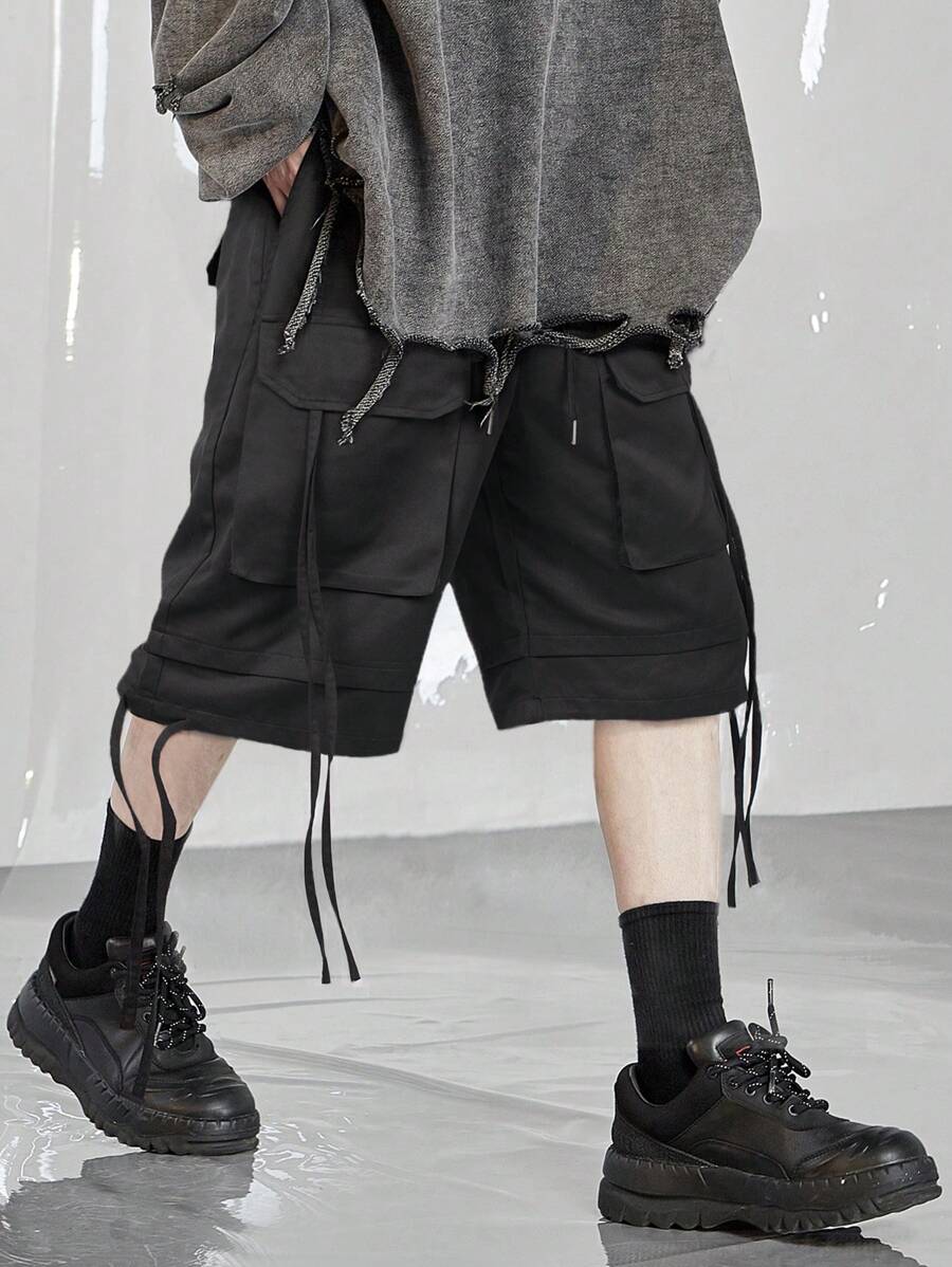 Manfinity EMRG 宽松版型男士工装短裤，带翻盖口袋和抽绳腰带