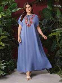 Al Najma Plus Size Belted Embroidery Detail Batwing Short Sleeve Dress With Deep V-Neck Kaftan Jalabiya Dress - Blue - View 6
