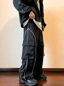 Claim Dot 男式字母贴花细节撞色滚边翻盖口袋侧边工装裤，长款宽松裤，适合送给丈夫、男朋友的礼物 - 黑色 - 查看 2