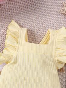 SHEIN Baby Girl Solid Color Ruffle Decor Ribbed Romper