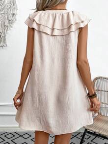 SHEIN VCAY 凸紋純色洋裝,飾有褶邊 - 杏色 - 查看 2