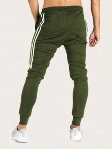 Manfinity Campus Court 男式侧边带装饰慢跑裤 - 軍綠色 - 查看 2