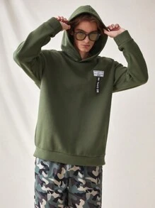 Mainfolk 男士宽松字母贴片连帽衫和迷彩印花裤套装，适合秋冬 - 軍綠色 - 查看 5