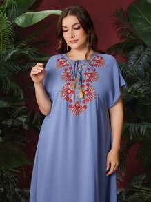 Al Najma Plus Size Belted Embroidery Detail Batwing Short Sleeve Dress With Deep V-Neck Kaftan Jalabiya Dress - Blue - View 1