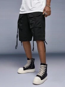 Manfinity EMRG 宽松版型男士工装短裤，带翻盖口袋和抽绳腰带