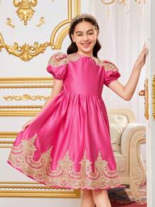 SHEIN Tween Girl Sibling Outfits: Fancy Gold Lace & Mesh Joint Round Neck Short Sleeve Dress