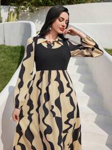 Modelyn Robe modeste à manches de lanterne longues avec imprimé vagues - Nude - Voir 4