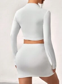 SHEIN Unity 印字緊身短上衣搭配單色膝長裙兩件套 - 白色 - 查看 2