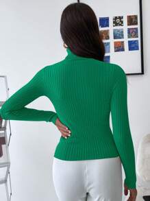 RueChic Turtleneck Ribbed Knit Sweater - 綠色 - 查看 2