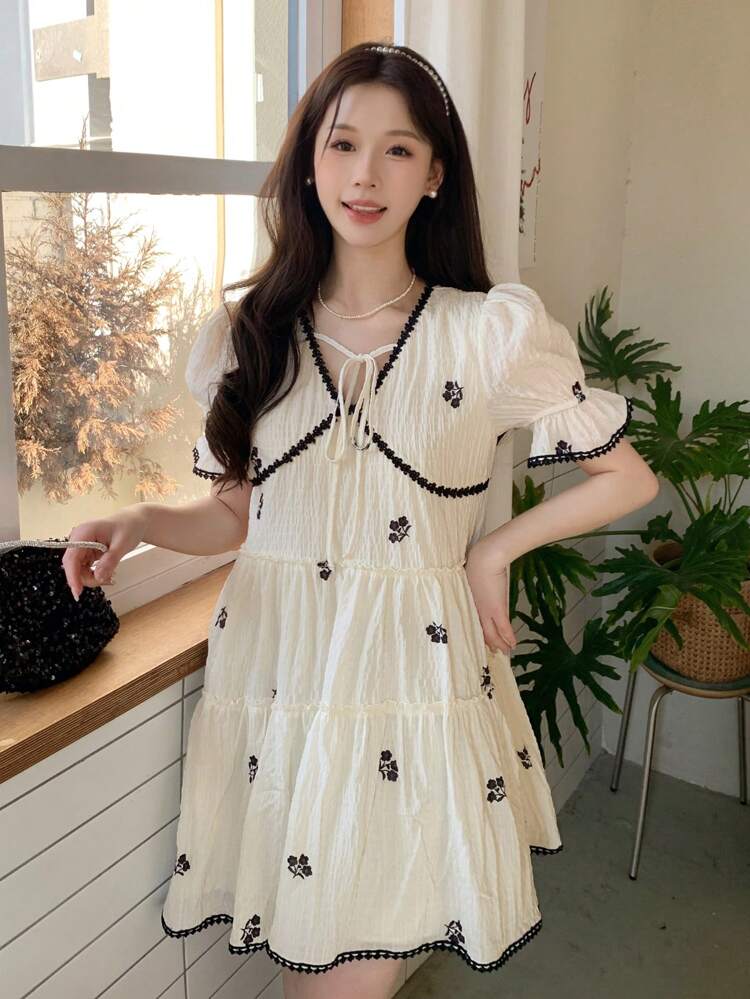 Ladies' Floral Print Dress With Lace Hem Sundress