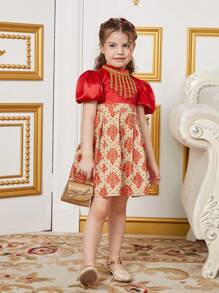 SHEIN Young Girl Standing Collar Puff Sleeve Pleated Hem Dress