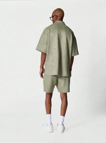 SUMWON 时尚爱尔兰主题鼠尾草纽扣短袖衬衫短裤套装休闲街头服饰幸运符夏季圣帕特里克节服装 - 綠色 - 查看 4