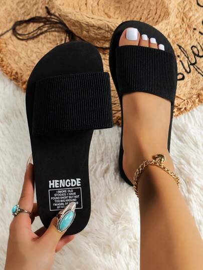 Sandalias planas de mujer ligeras, sencillas y casuales, con banda elástica y suela de plástico suave, color negro, adecuadas para fiestas, vacaciones y playa en verano