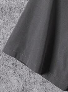 青少年男孩休閒街頭風格襯衫,背心和印字短褲套裝 - 彩色 - 查看 4