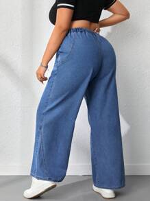 CovetEZ Plus Size Straight Leg Casual Jeans - Light Wash - View 2