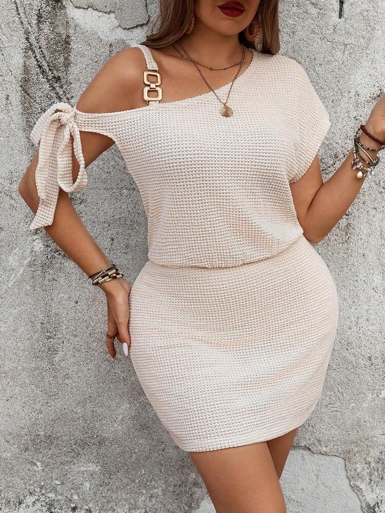 Plus Size Women's Plain Asymmetric Neck Bodycon Dress