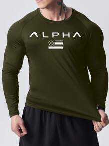 Manfinity Sport PWRUP Camiseta de running de estilo novio con diseño de impresión de letras y bandera, camisa de manga larga para hombre