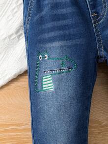 Baby Boys' Elastic Cuffed Stretch Denim Jeans With Dinosaur Embroidery, Light Blue Wash - Keskipesu - Näytä 6