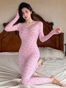 DAZY 蕾丝拼接印花睡衣套装，荷叶边装饰，秋冬服装