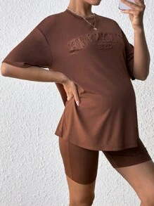 SHEIN Maternity Letter Embossed Drop Shoulder T-Shirt And Shorts Set - Coffee Brown - View 3