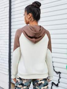 SHEIN Sports Damska bluza z kapturem z nadrukowanymi literami i kolorowym wzorem blokowym do sportu Bluza dla kobiet Bluzy damskie