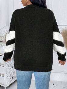 SHEIN LUNE 大尺碼女款提花圓領毛衣套頭衫 - 黑與白 - 查看 2