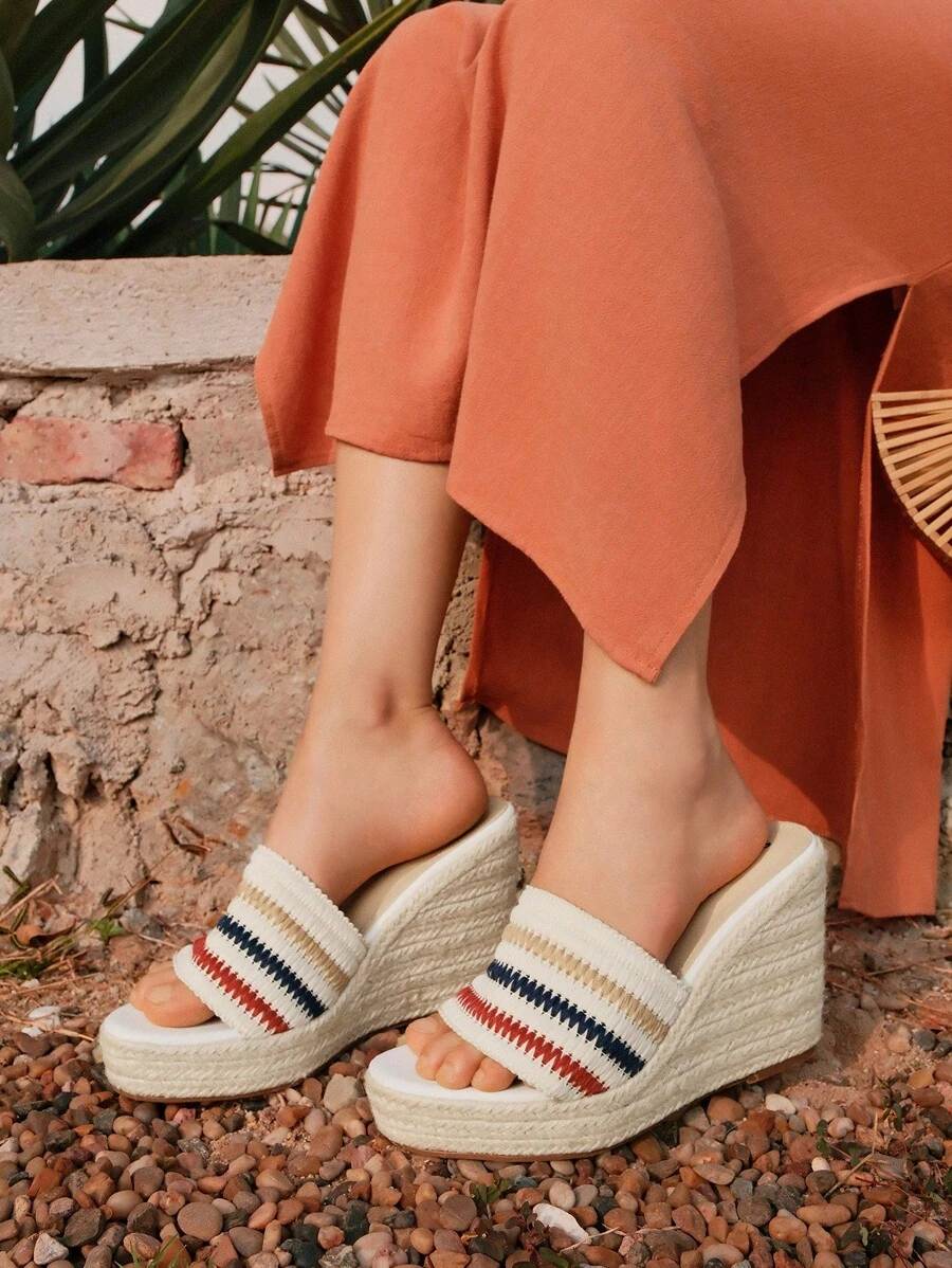 Styleloop Women's Retro Style Hemp Rope Woven Platform Slide Sandals