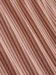 Calvaya Bộ đồ dệt kim hai mảnh màu trơn cỡ lớn - Màu Khaki - Xem 4